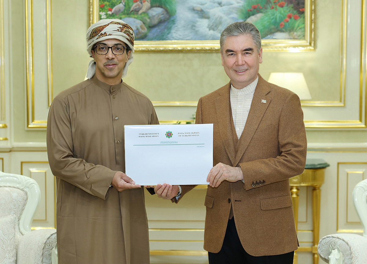 Meeting of the National Leader of the Turkmen people, Chairman of the Halk Maslahaty of Turkmenistan with the Vice President, Deputy Prime Minister of the United Arab Emirates